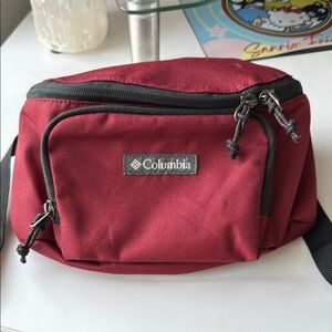 Columbia Burgundy Waist Bum Belt Bag